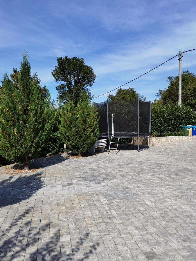 Sveti Vid-Miholjice Apartments Beciri מראה חיצוני תמונה