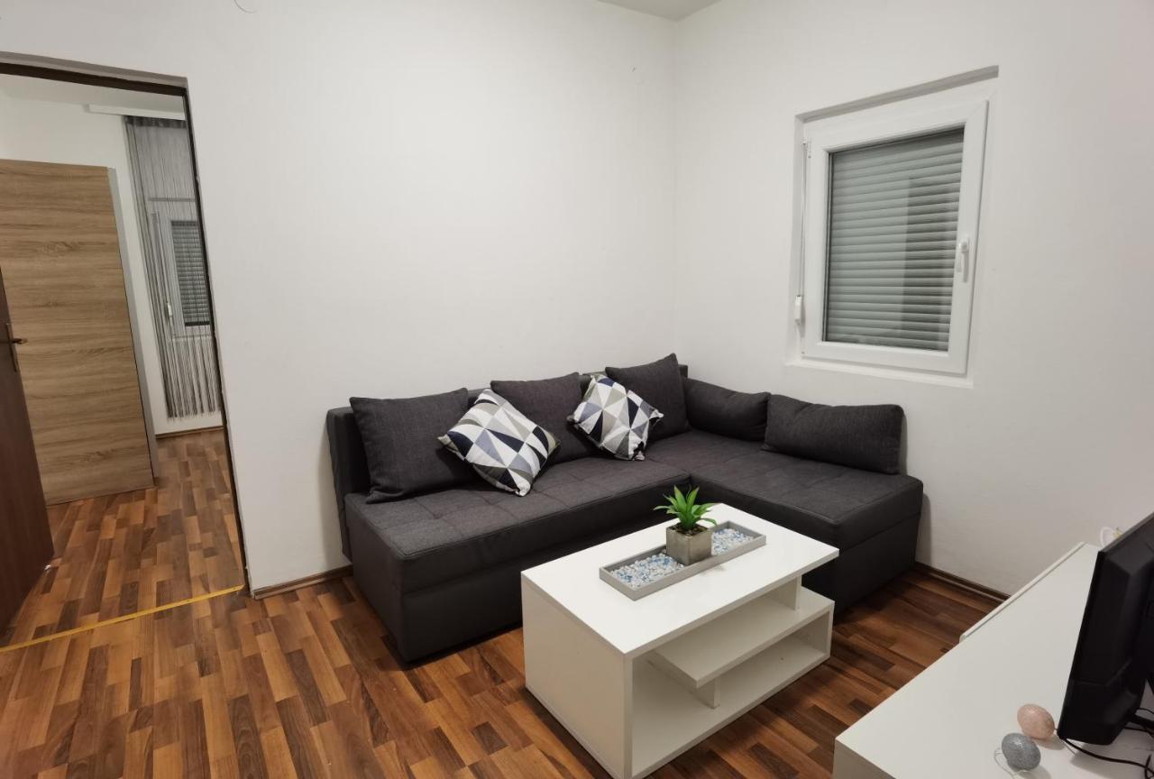 Sveti Vid-Miholjice Apartments Beciri מראה חיצוני תמונה